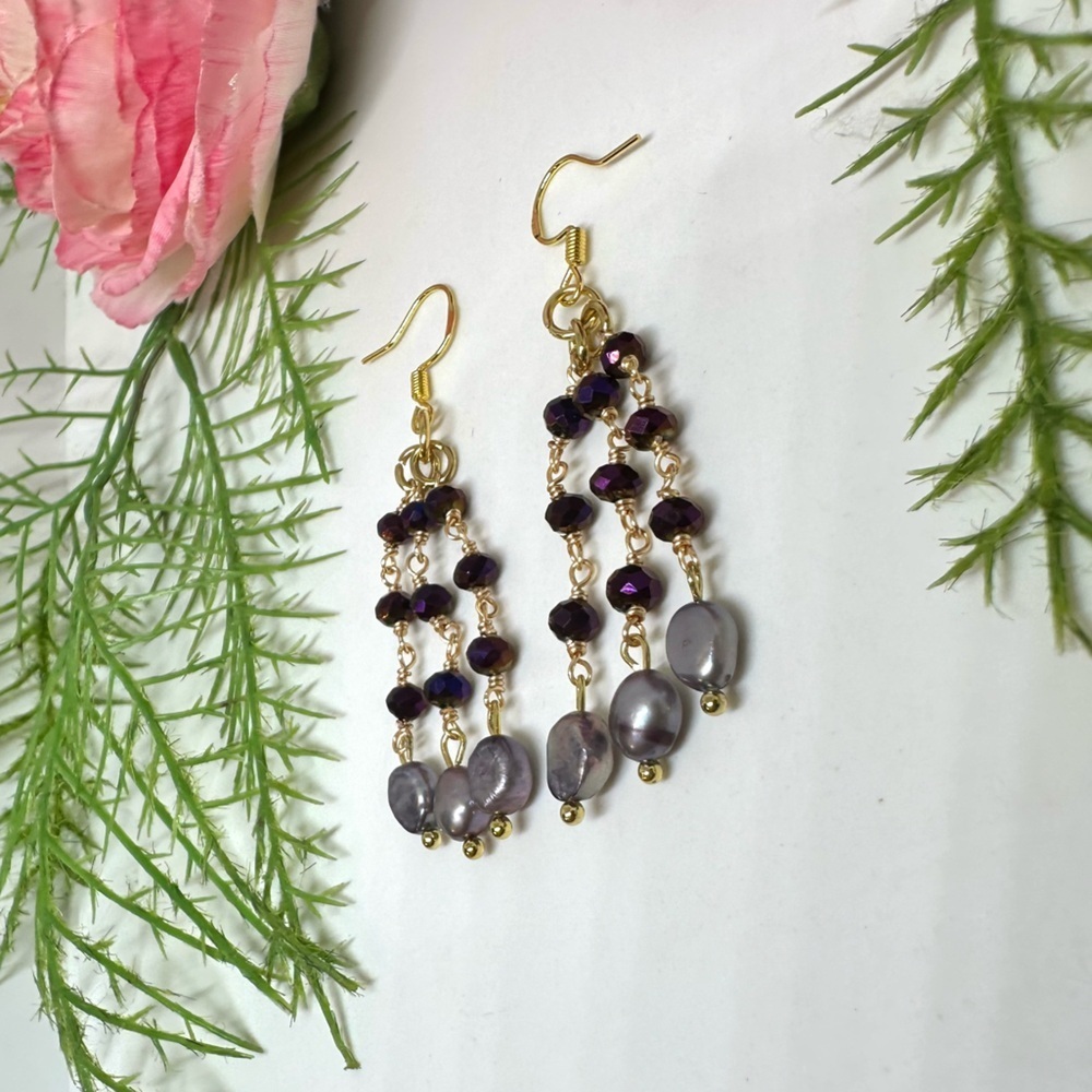 NEW⚜️Freshwater Pearl & Crystal Chandelier Earrings - Picture 2 of 6